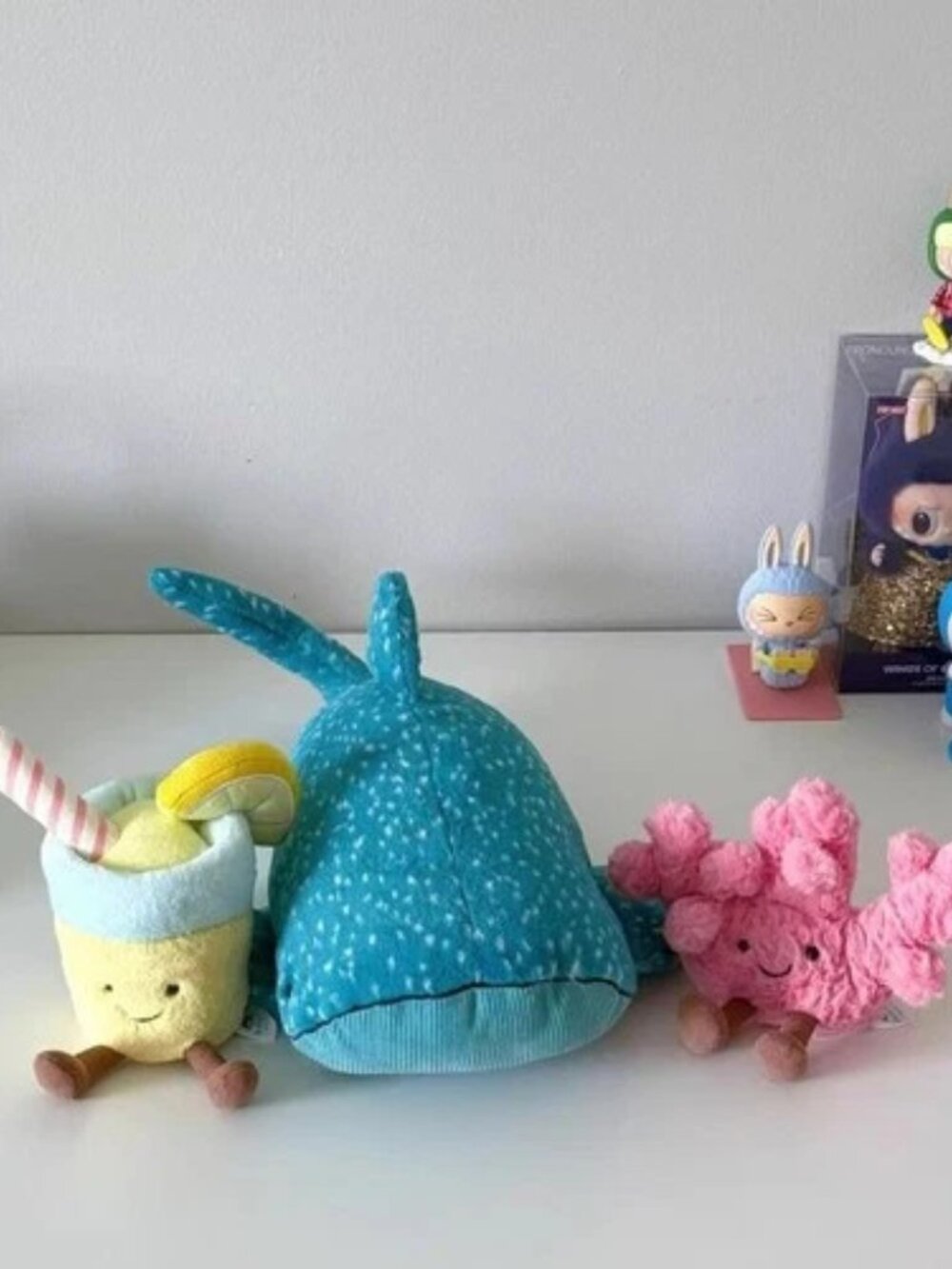 Jellycat Gobfrey Whale Shark - Authentic & BNWT! - Picture 3 of 6